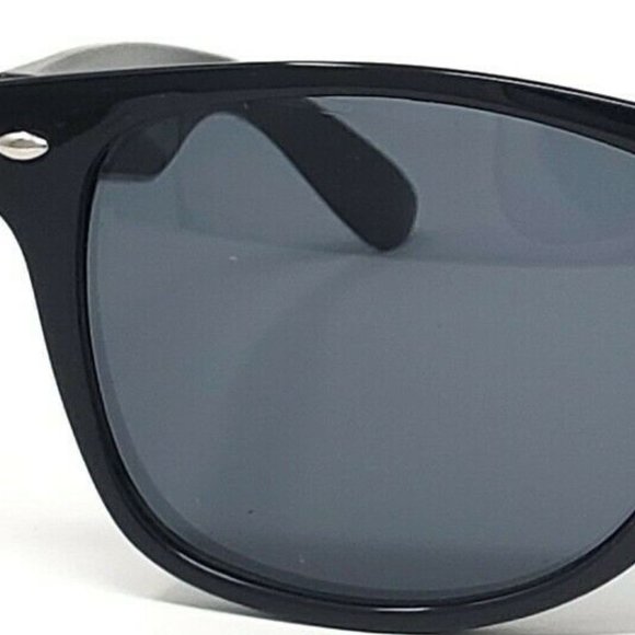 Veuve Cliquot Plastic Black Party Sunglasses x 2 - Picture 3 of 4